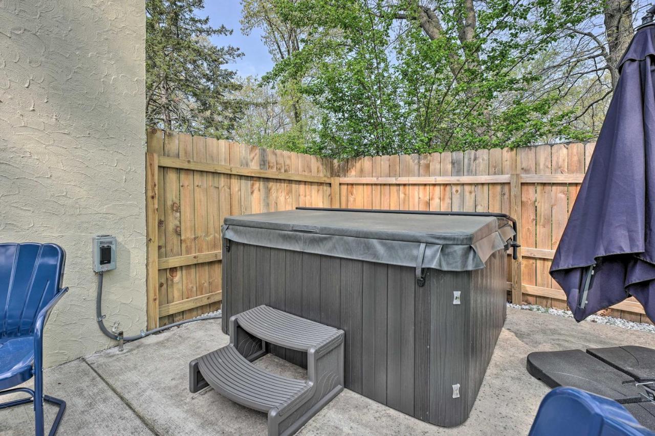 Benton Harbor Gracie Cottage With Hot Tub And Yard! Екстериор снимка